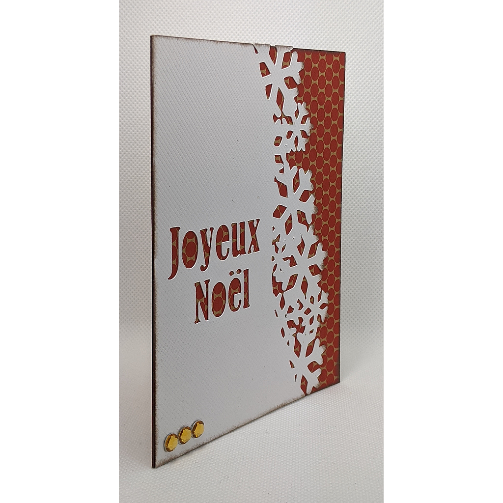 Carte rouge joyeux Noël et flocons